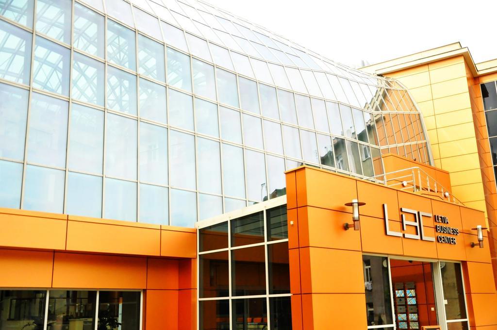 Hotel Przy Baszcie Legnica Exteriör bild