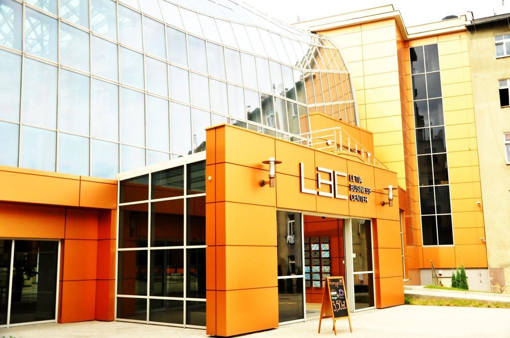 Hotel Przy Baszcie Legnica Exteriör bild
